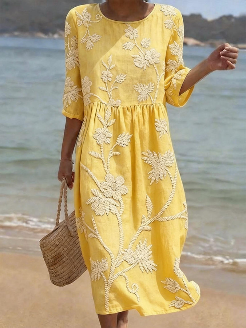 Rachel | Haftowana sukienka vintage z eleganckim kwiatowym wzorem